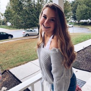 Meet your Posher, Belle